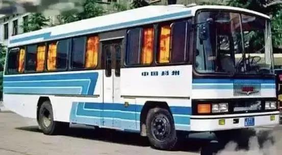 怀旧亚星老客车,老款亚星卧铺客车图片