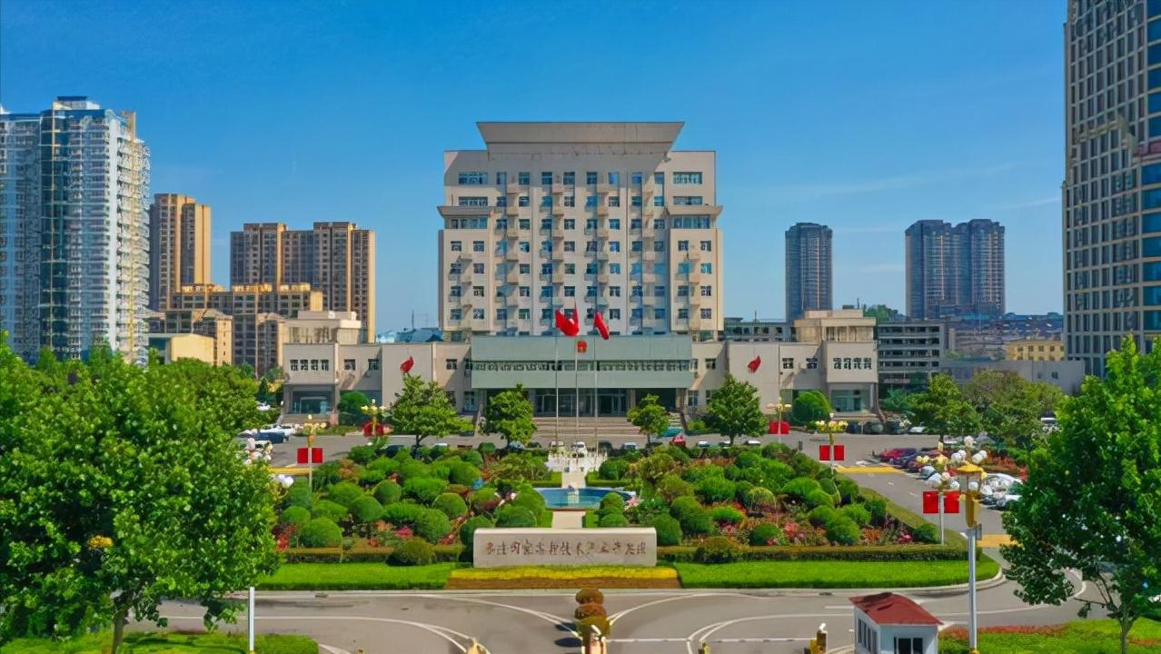 山东日照和枣庄哪个发达,日照综合实力