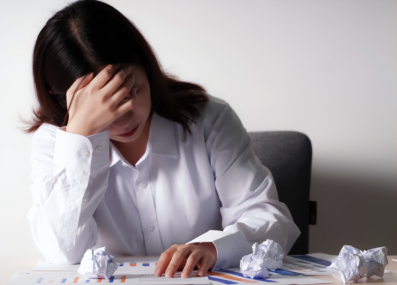 睡得越死睡眠质量越好吗,睡得越早睡眠时间短