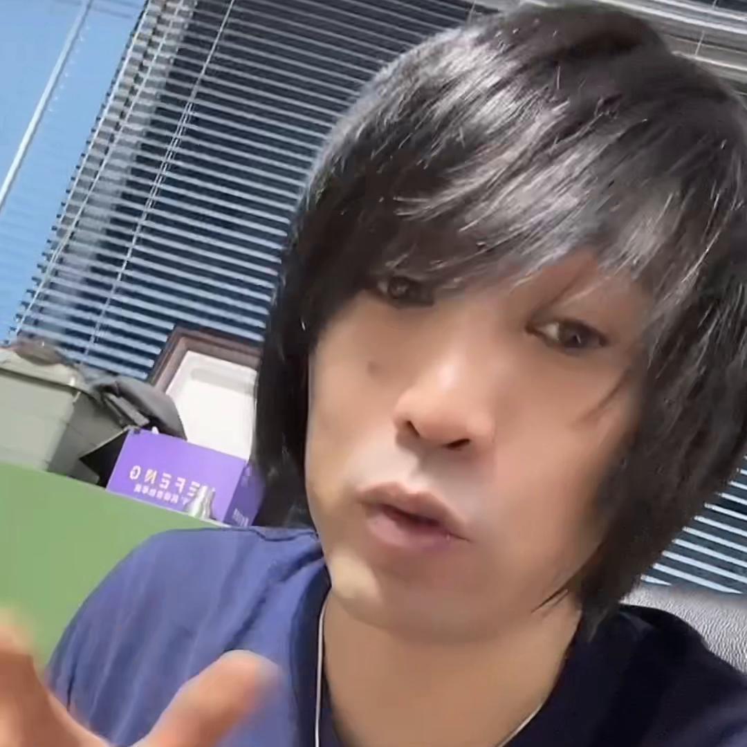 像做音乐一样认真努力做好这个小瓶子！#guitar