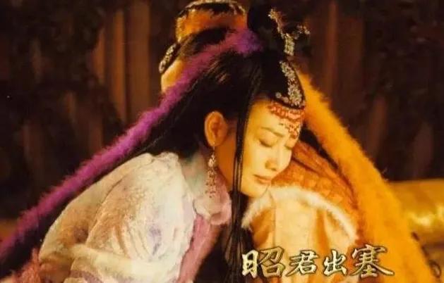 王昭君亲自去和亲,王昭君和亲维护和平多少年