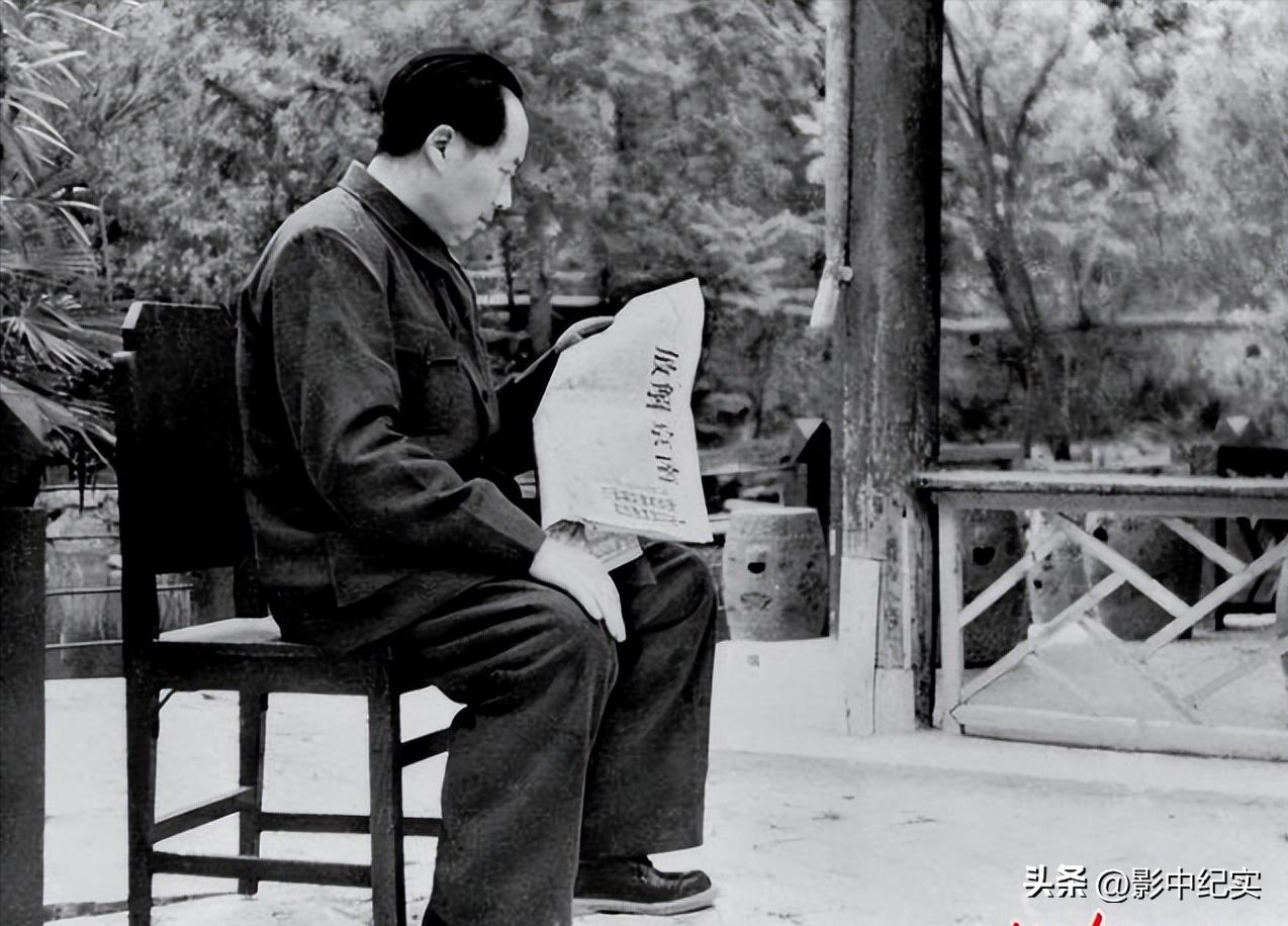 1949年，是谁提议将中南海，作为*党**中央办公地点的？