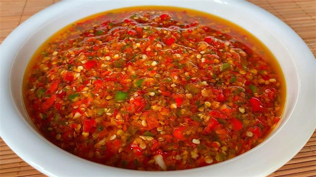 正宗辣椒酱配方大全,辣椒酱不加添加剂能正常存放多久