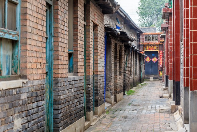 鑳岀潃涓粙璺熸埧涓滅鍚堝悓,濂虫湅鍙嬪拰鎴夸笢璺戜簡