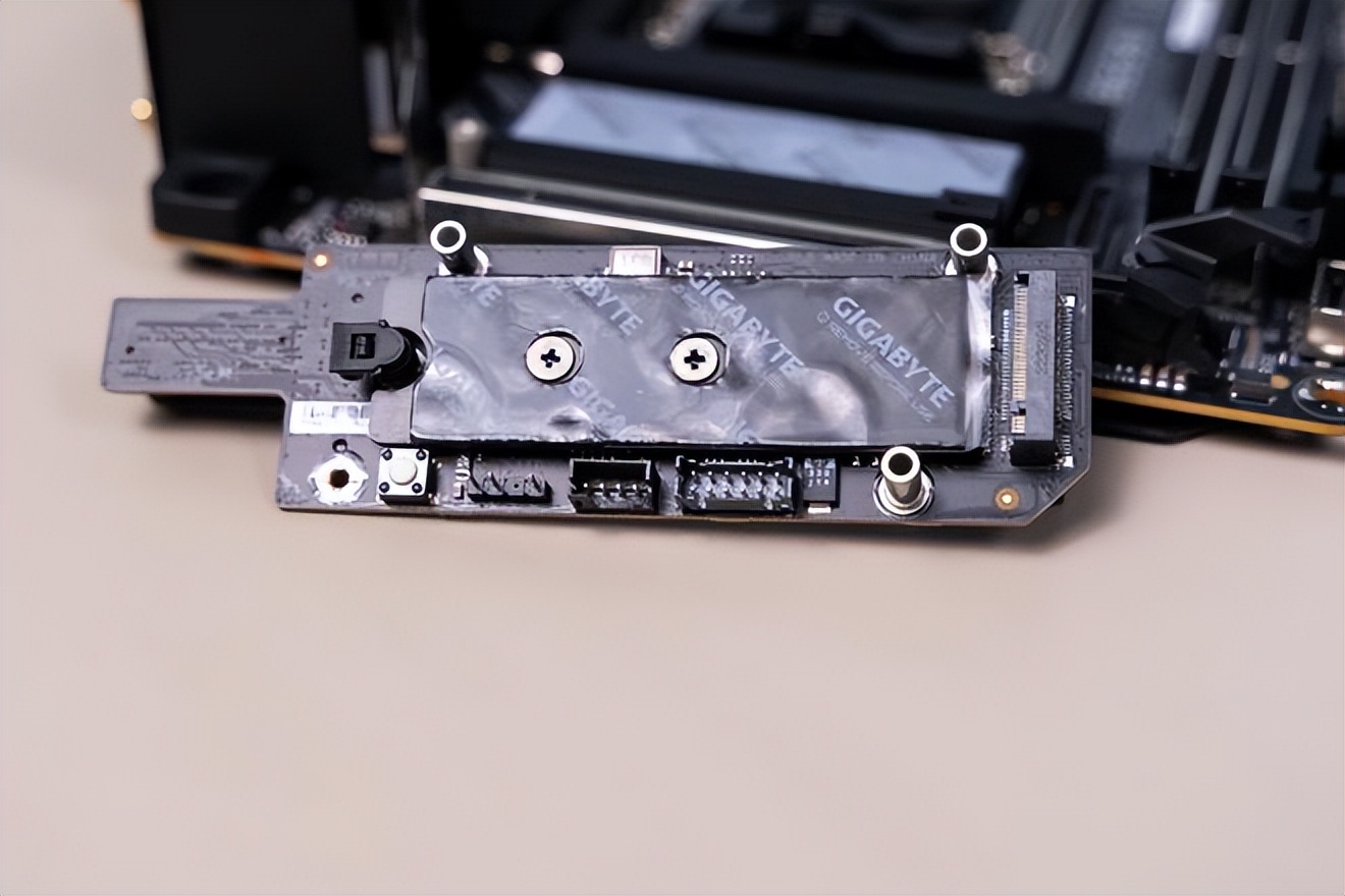 技嘉b550i主板拆解,技嘉b650iaorusultra主板图解