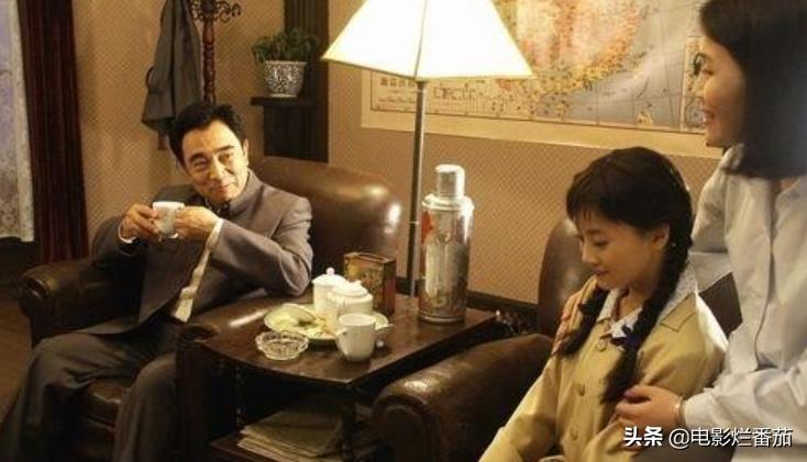 风筝和潜伏伪装者哪个好看,伪装者和风筝哪部好看