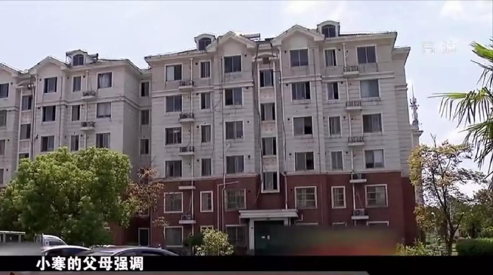 男子网上借1000元逾期不还成老赖,上海男子网贷