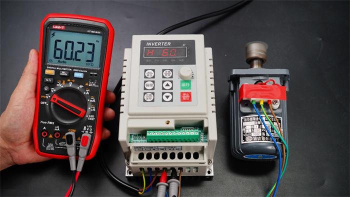 优利德万用表ut15c使用教程,优利德15bmax测试