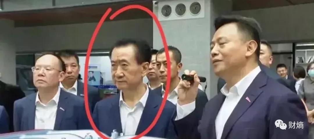 轻资产创业王健林,王健林重生之路