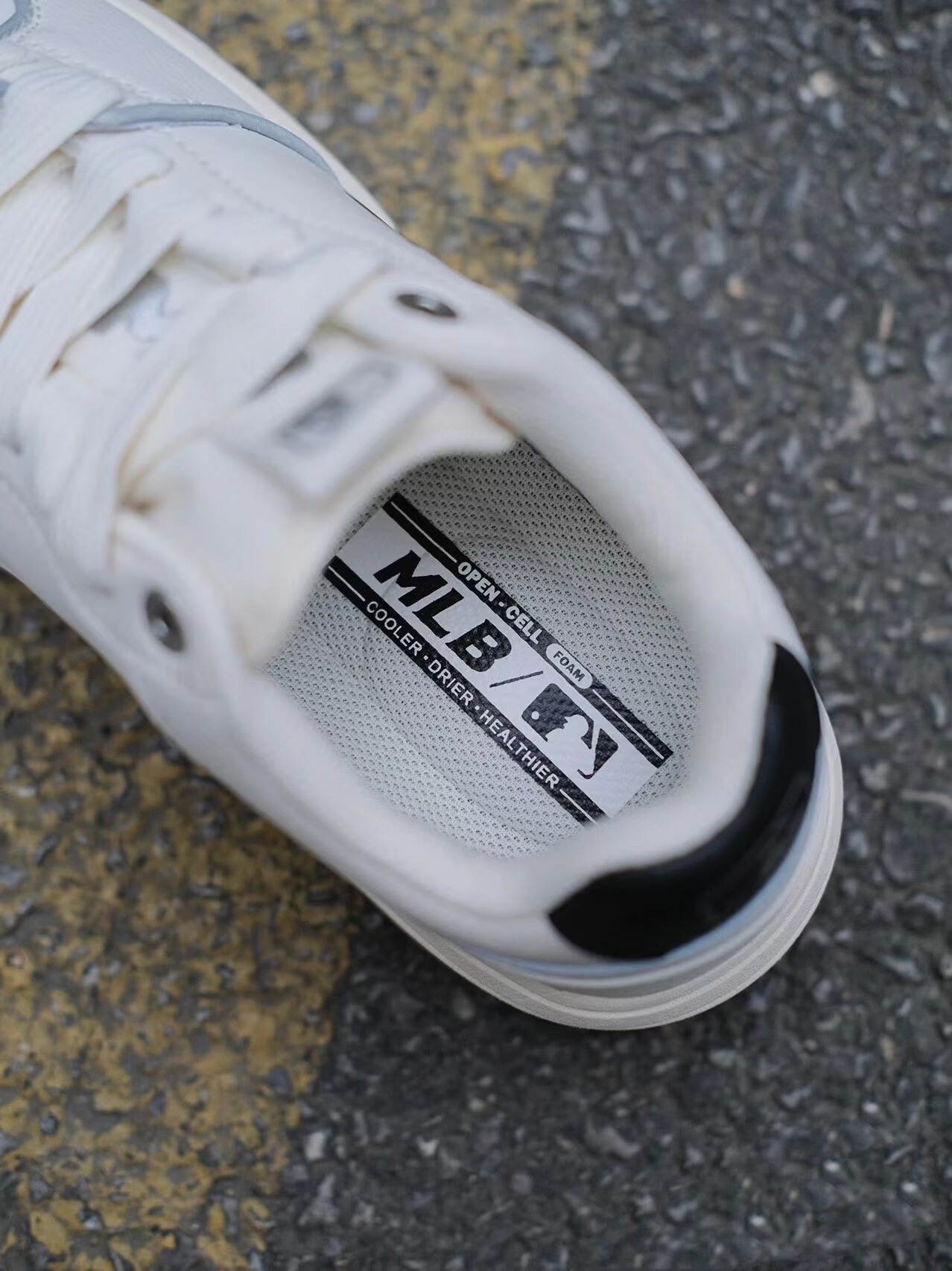 mlb复古小白鞋板鞋穿搭,mlb复古板鞋新款和经典款