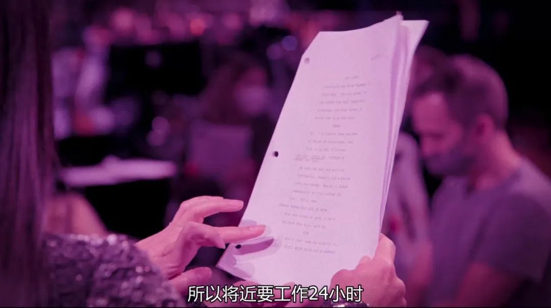 在她面前不值一提,在她面前任何东西都一文不值