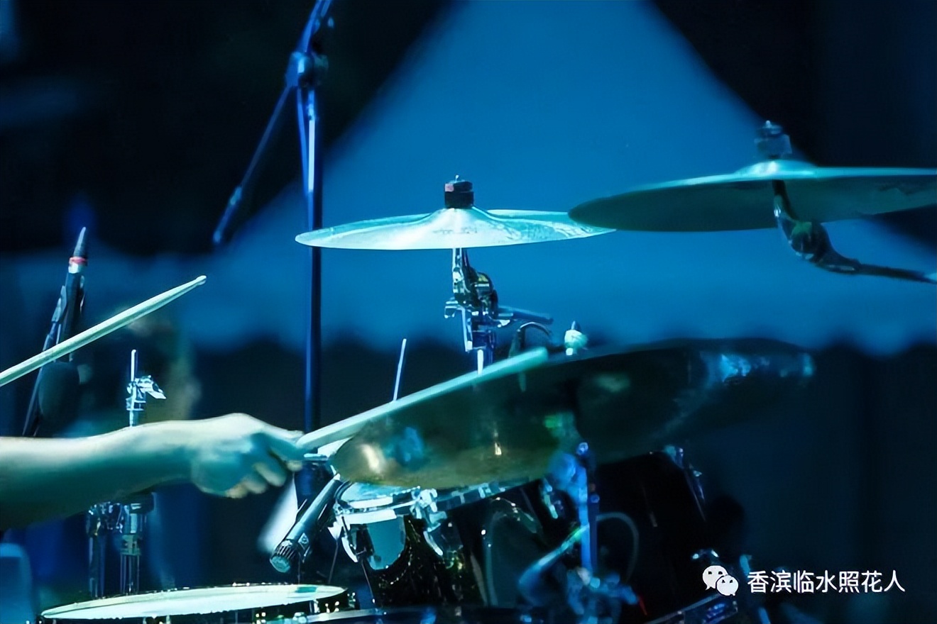 成长的滋味作文600字初二并列式,六年级作文成长的滋味600字记叙文