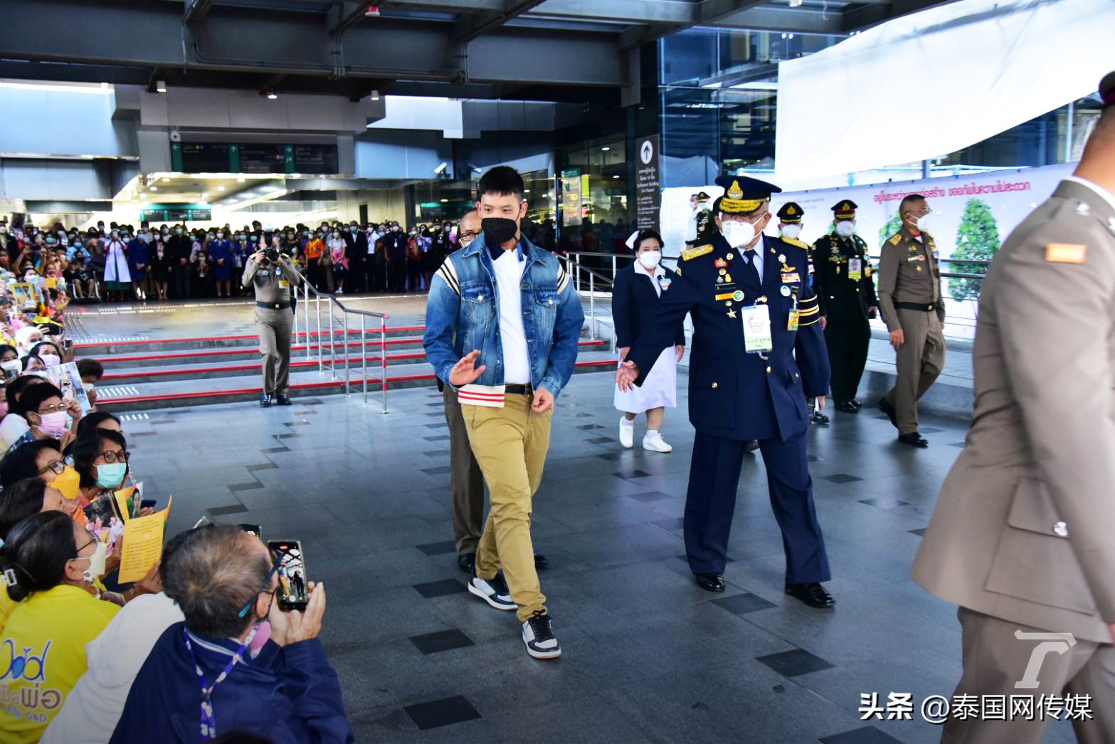 泰国提帮功王子最近的新闻,泰国提帮功王子最新视频