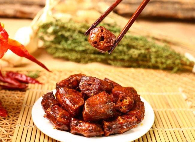 周黑鸭周富裕有多有钱,周黑鸭创业近况