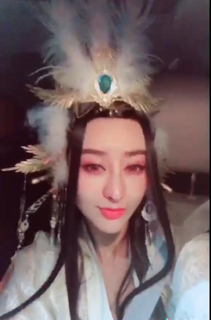 深圳女网红，8年花800万整成范冰冰，嫁给主刀医生，如今怎样