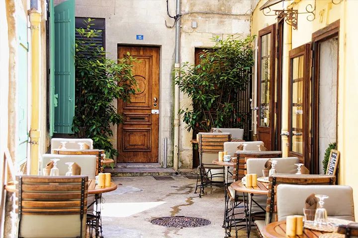 商家亏本大甩卖是真的吗,亏本甩卖店铺