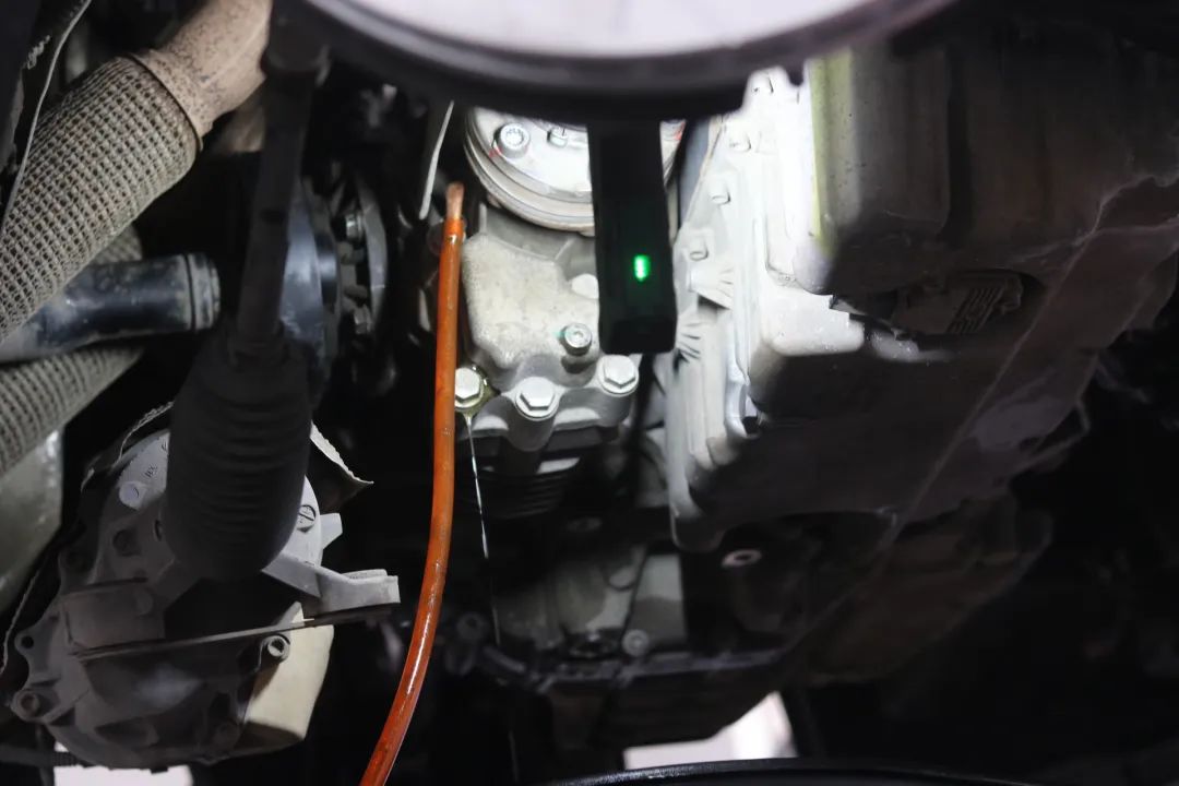 r36翻新改造全过程,大众r36这么老的车怎么还卖这么贵