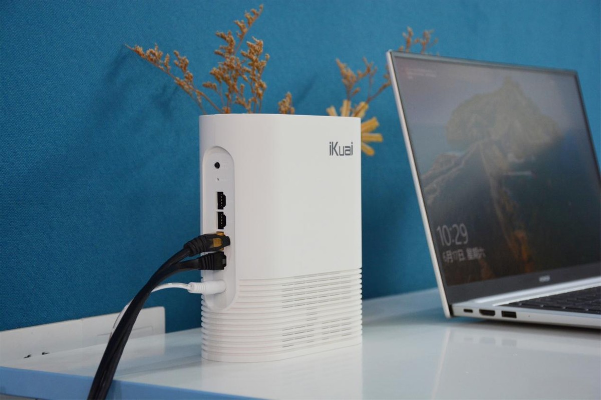 企业级路由爱快IK-Q3000实测，高效WiFi6办公，轻松管理远程数据