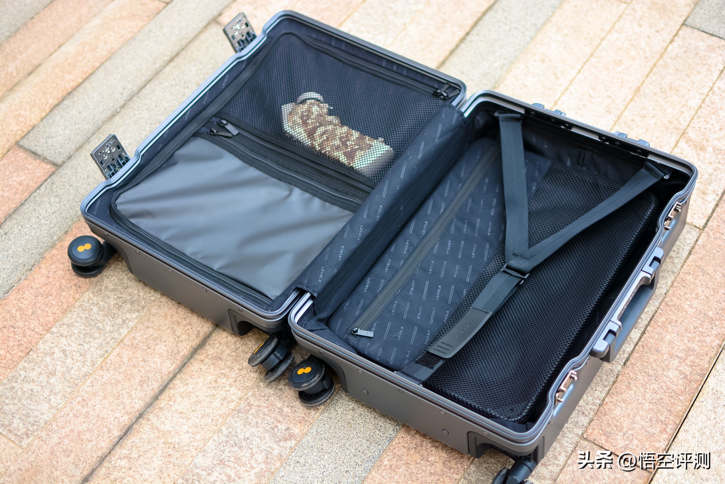 简约有范儿地平线8号行李箱,旅行好搭档地平线8号行李箱测评