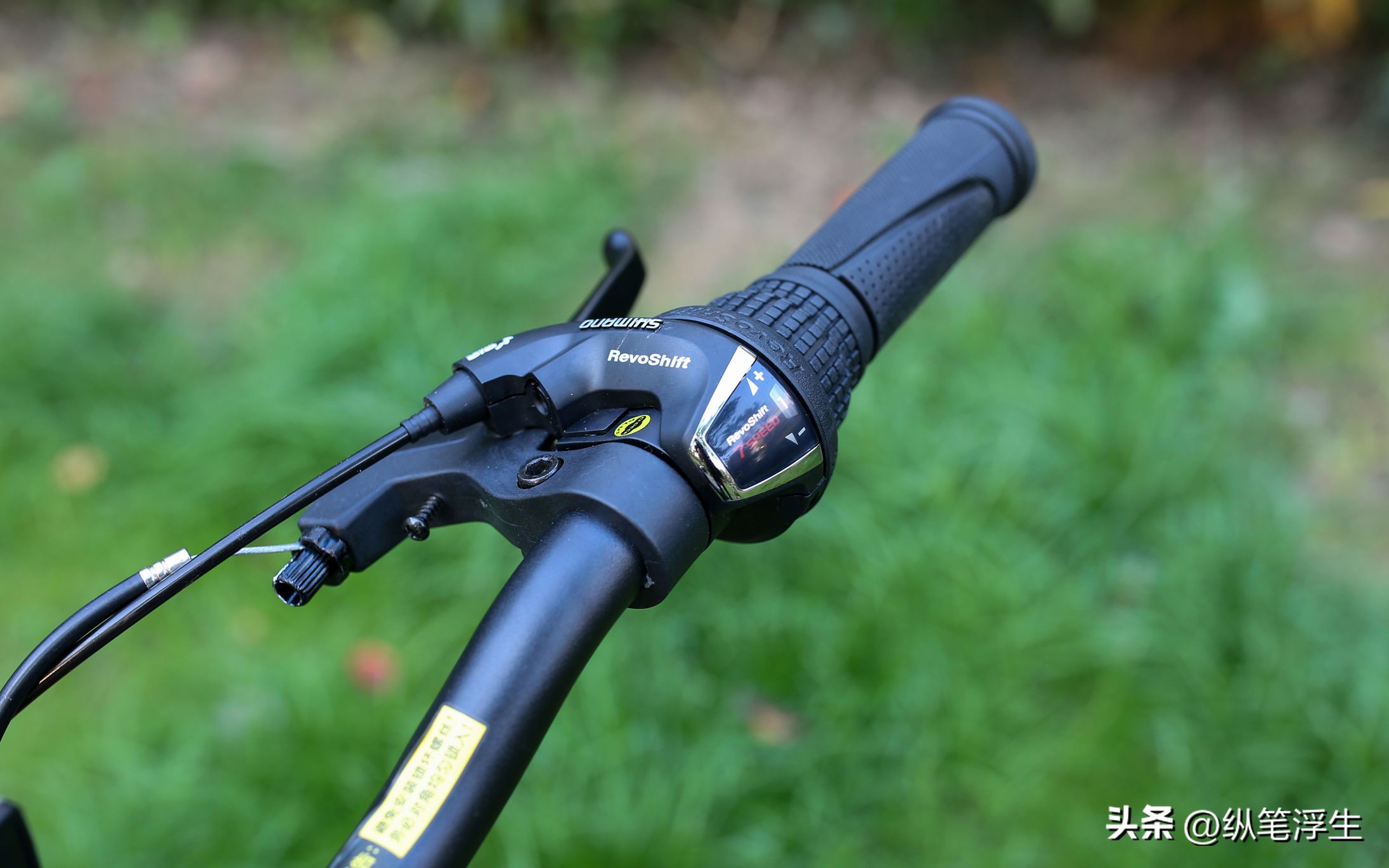 可以让小孩玩的越野车,柒小佰儿童变速山地自行车测评