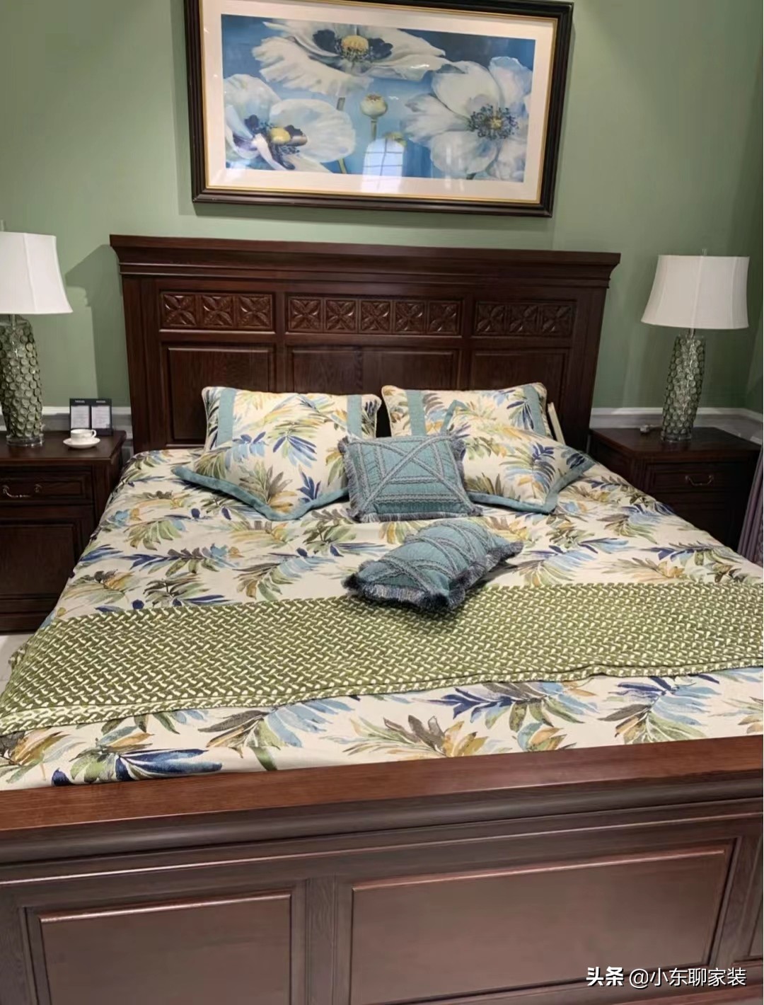 选床实木好还是软包好,买实木床买什么样的床最好