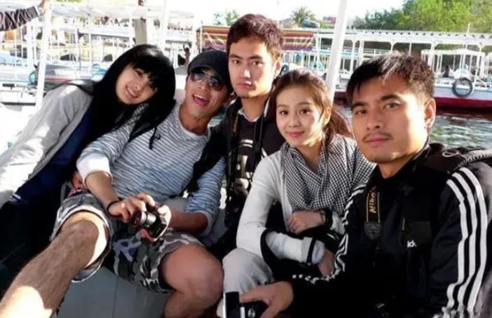 杨幂与唐人解约事件,芒果台四小花为什么辞职