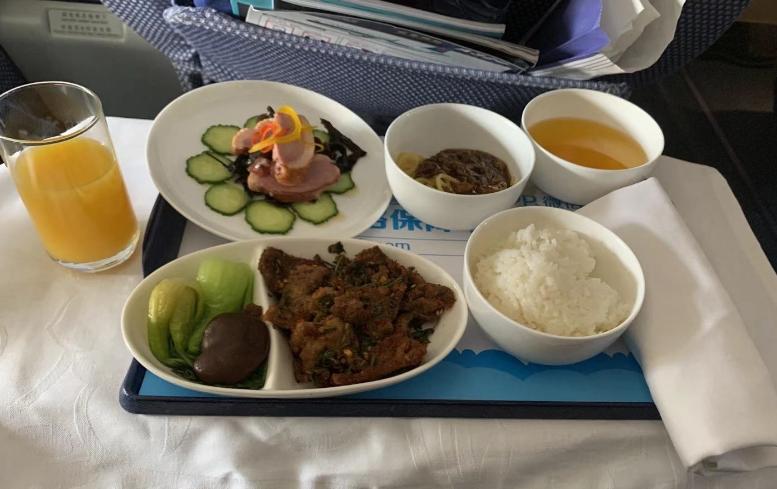 盘点万米高空味蕾体验进化史,太空方便餐又藏了多少惊喜