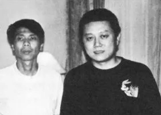 这件事，张爱玲干失败了，王朔想干却被封杀，结果郭敬明干成了