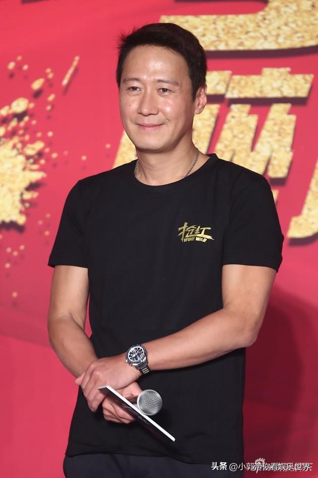 无标题中国娱乐圈的天空之骄：十三位手握私人飞机的明星文档