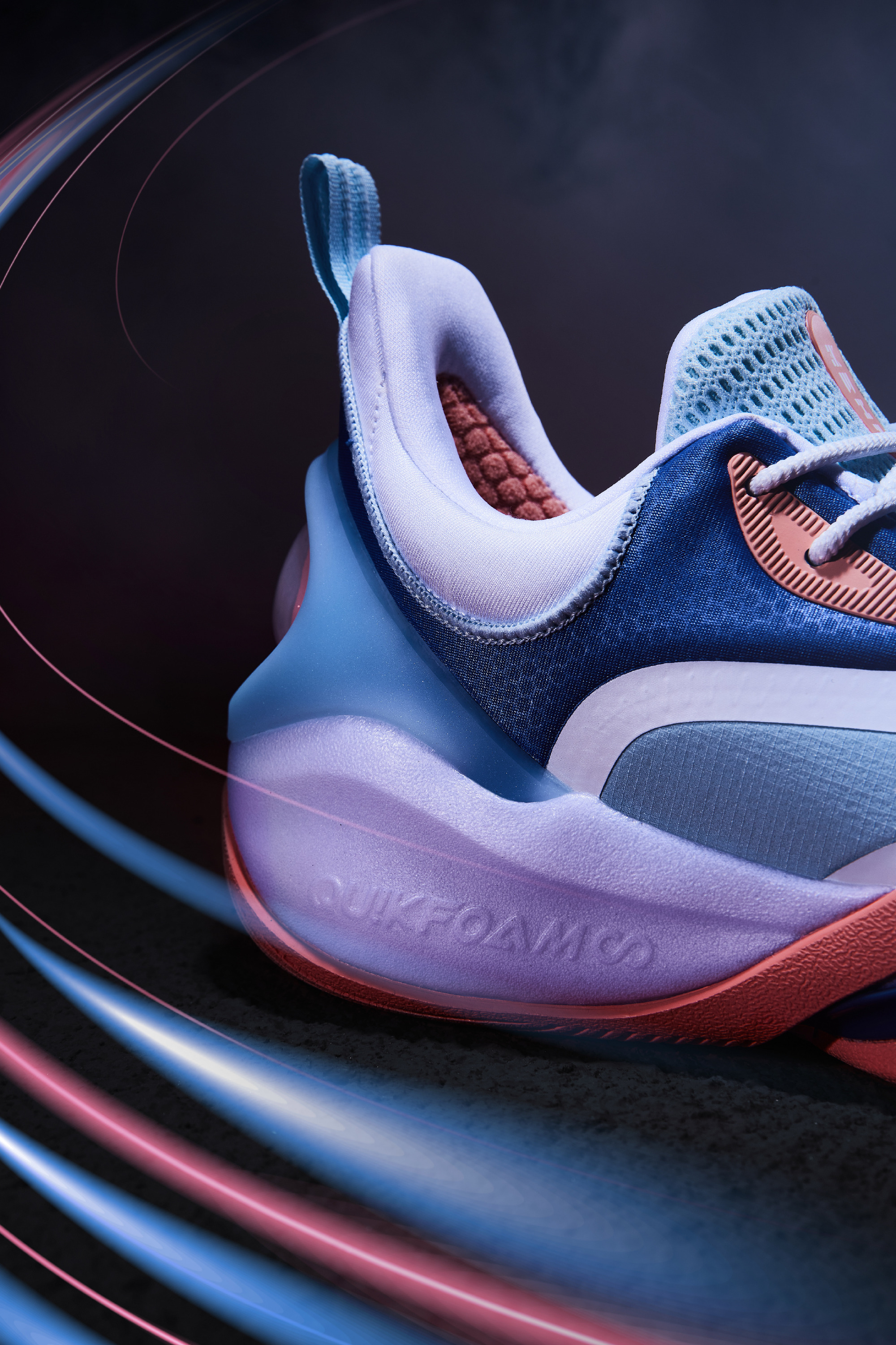 黑马来袭！361度后卫鞋帅翻，洞洞鞋好评，休闲款撞脸库里8？