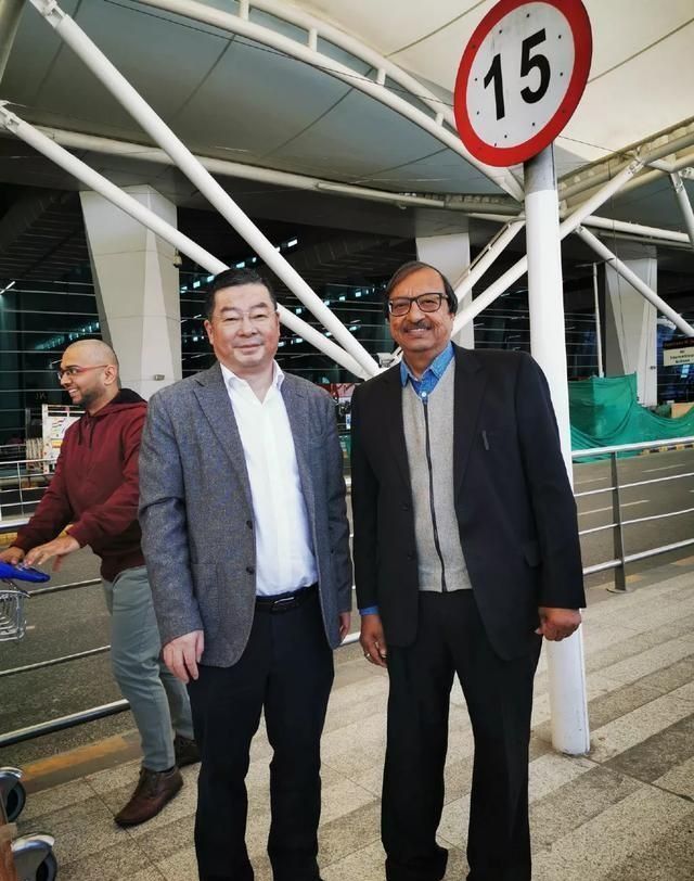 陆勇主要是卖白血病药吗,白血病陆勇印度买药