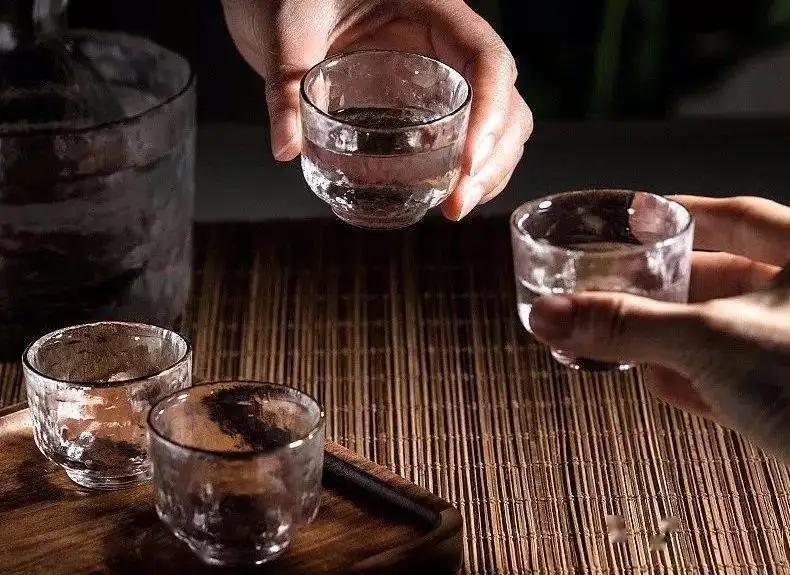 315打假直播乱象,315直播卖货假酒曝光