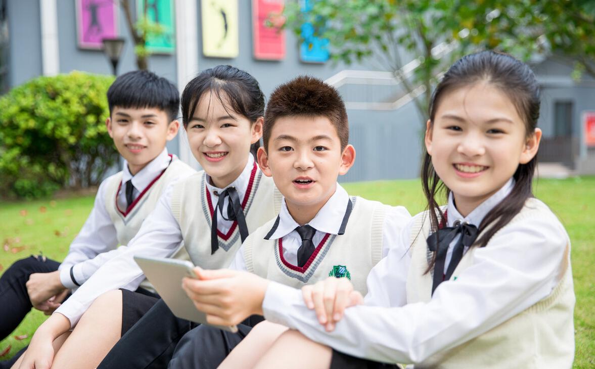 私立高中或迎来坏消息，家长们听后忧心忡忡，学生该何去何从