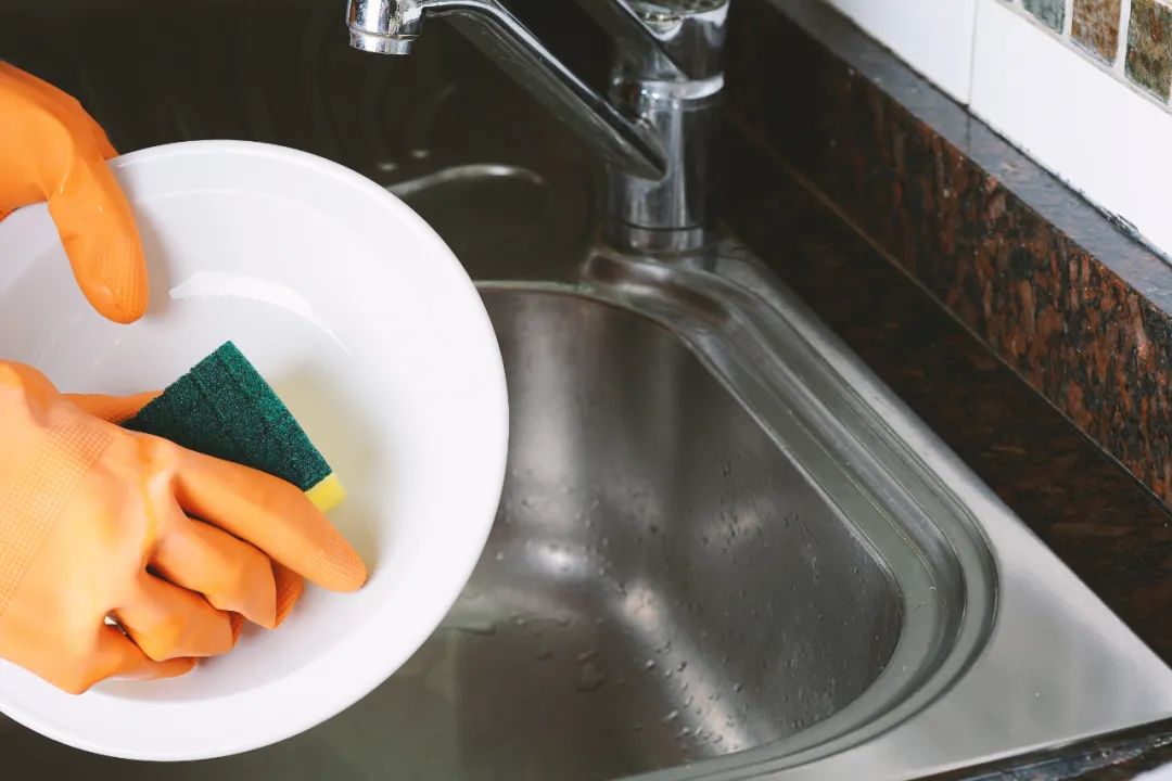 潮湿多雨季,厨房有异味怎么办