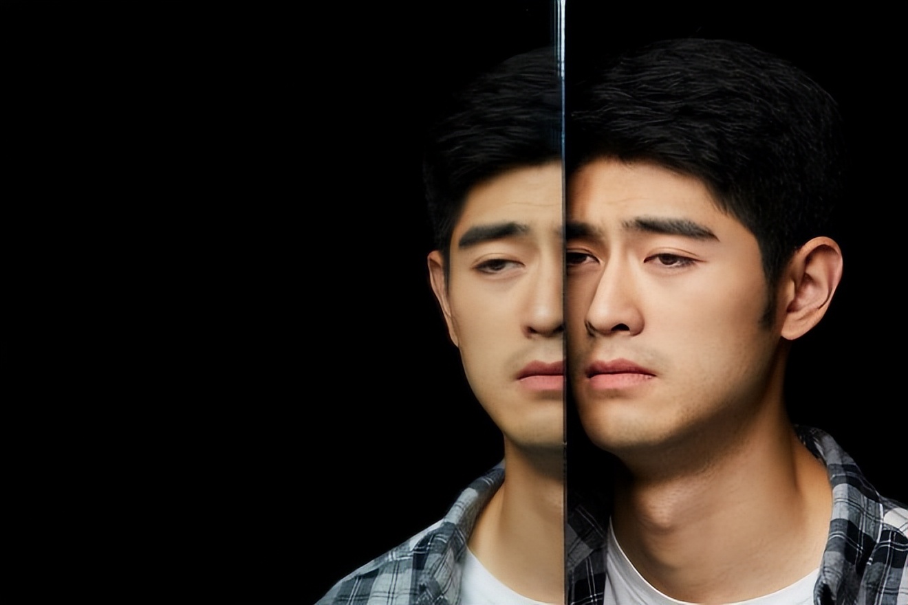 一个人总是贬低别人的心理,一个人总是贬低你是怎么回事