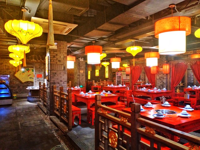 投资120万开一家火锅店多久能回本,投资一个火锅店四年还没回本