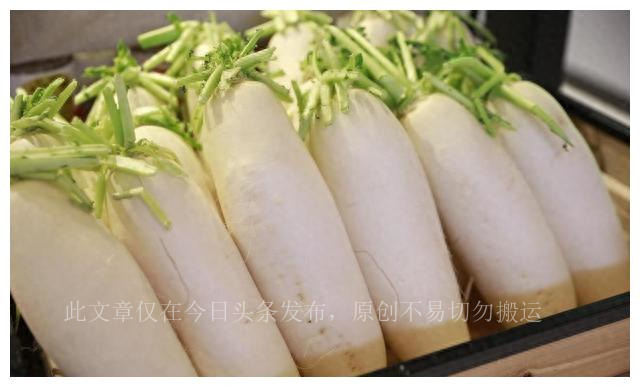 白萝卜煮鸡蛋正确做法,白萝卜煮鸡蛋早上喝还是晚上喝