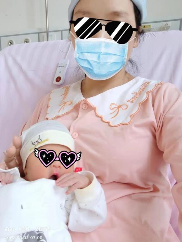 辗转八年才盼来的孩子,却被告知要终止妊娠!医生“艺高人胆大”陪她一路“闯关”