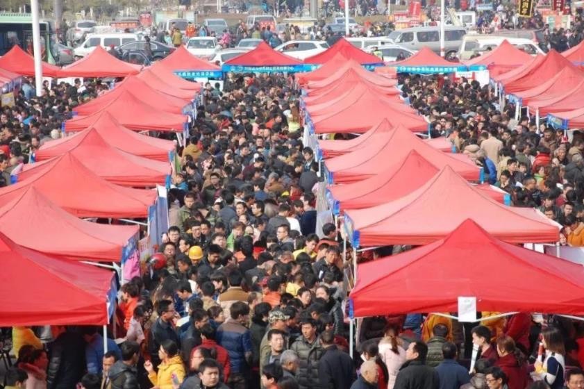 京东的001号快递员，老板曾承诺干满5年能买一套房子，后来怎样？