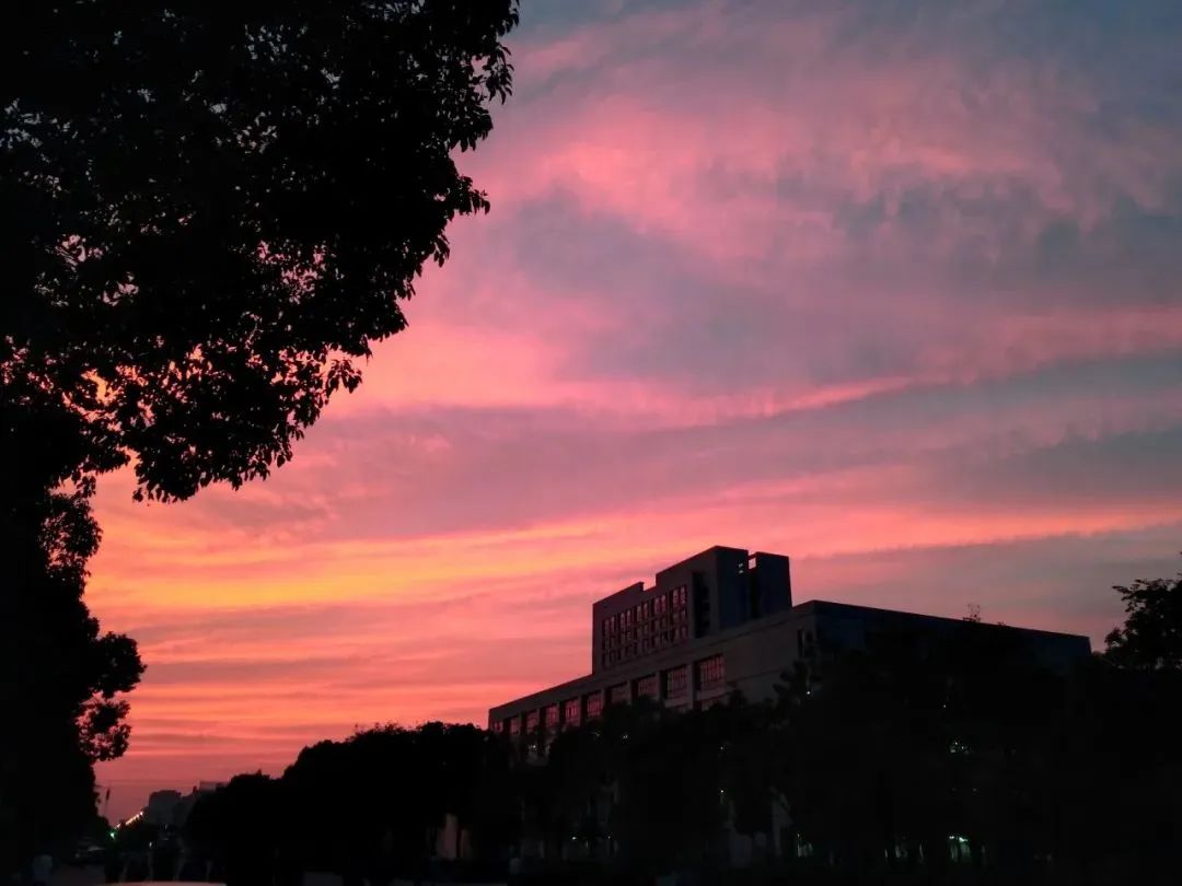 为什么选择华夏理工？十大理由告诉你！