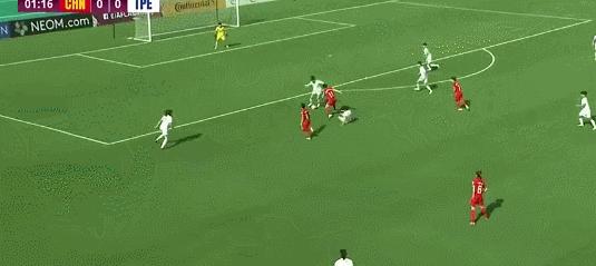 彭诗梦出击失误完整视频,彭诗梦世界杯多次精彩扑救