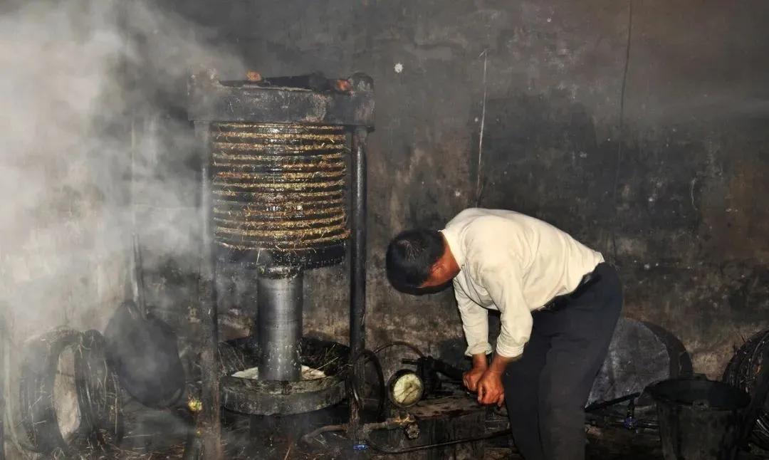 建筑业包工头艰难感悟,包工头揭秘的建筑行业黑幕