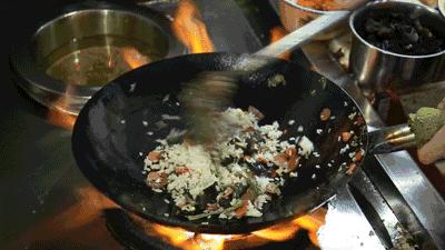 家中厨房必备两个什么锅,家里厨房都需要哪款锅