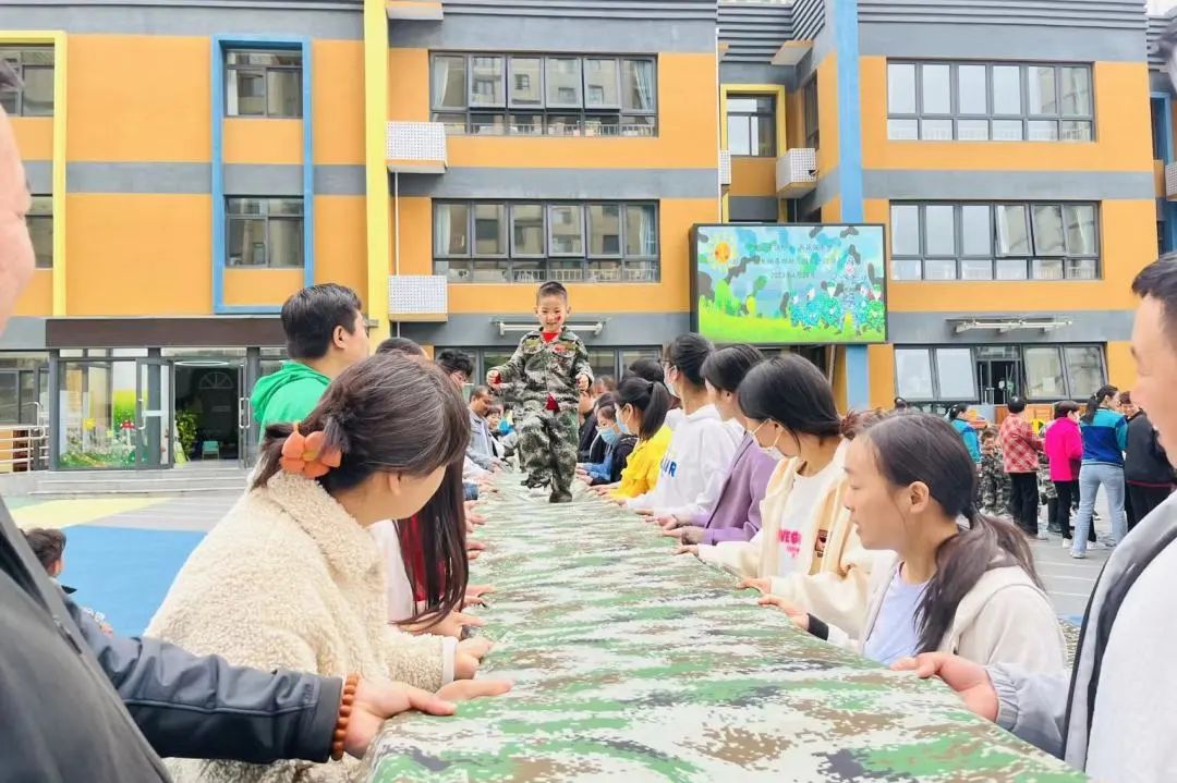 童心系国防共筑强军梦—郑东新区龙翔第四幼儿园春季亲子运动会