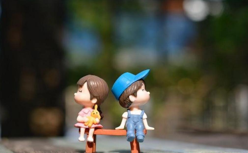 如果对两个人都有好感该怎么办,对一个人有好感应该在一起吗