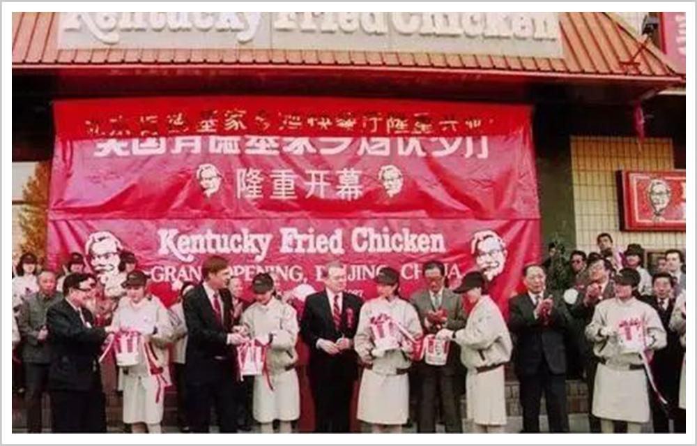 疫情下的中国餐饮老板事迹,餐饮疫情反复生意还能如此火爆