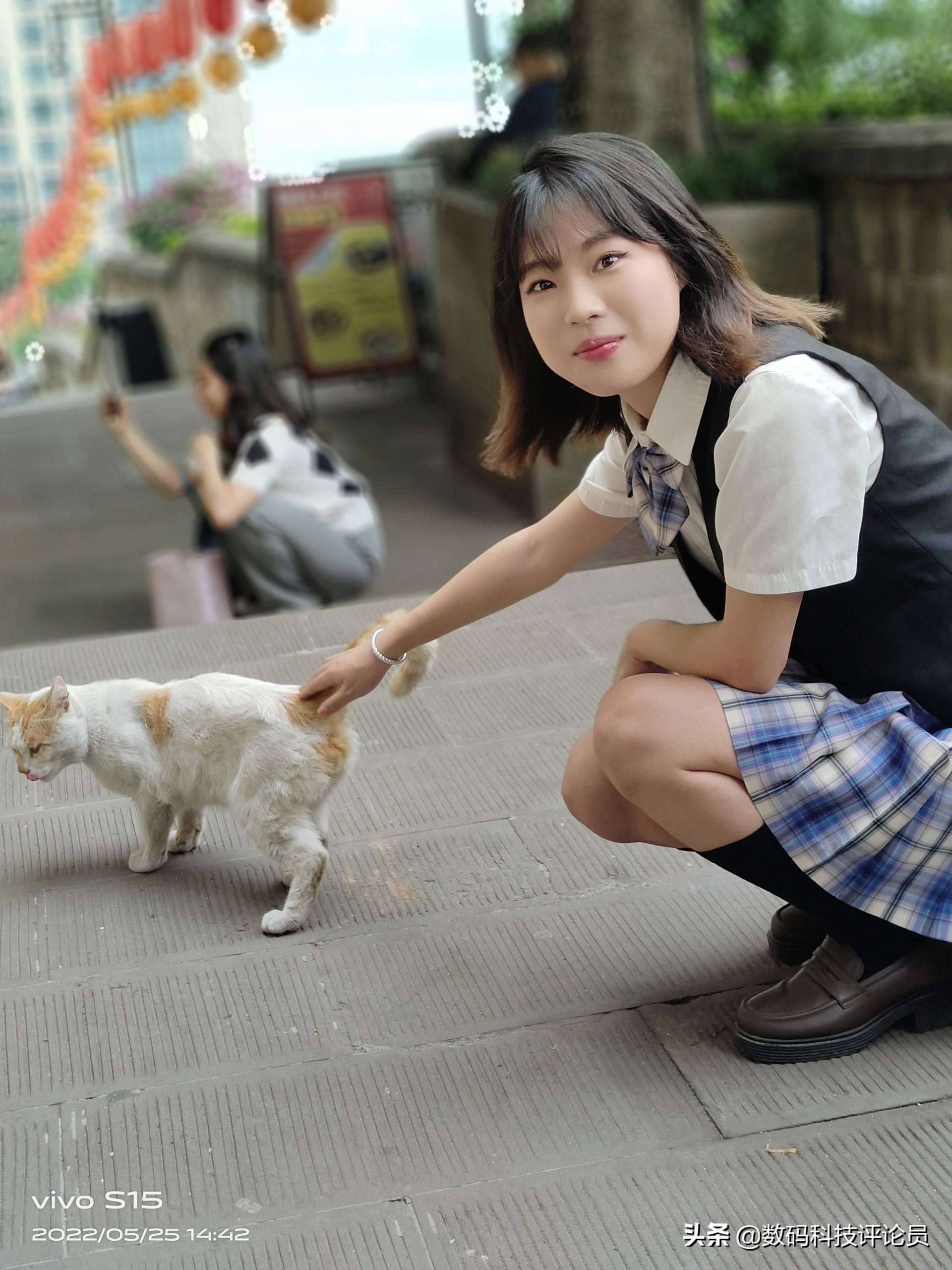 vivos15是用的骁龙870巅峰版吗,vivos15骁龙870巅峰版与普通版