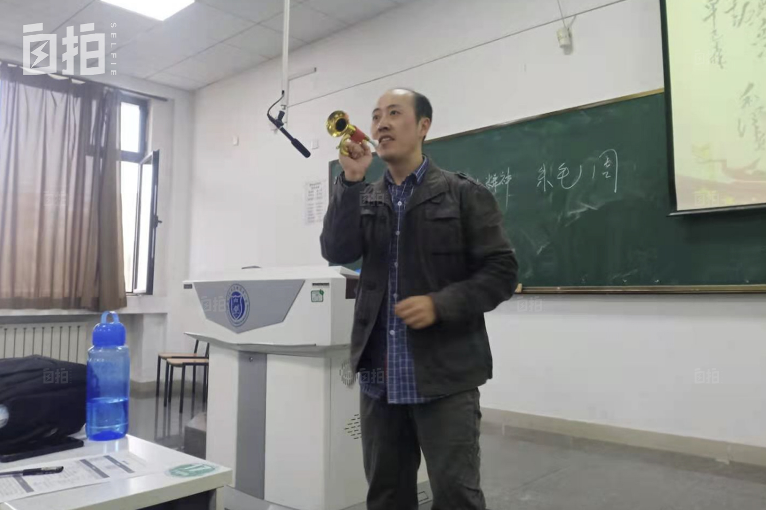 厨师考上南开博士逆袭成大学老师,自学厨师成为大学老师