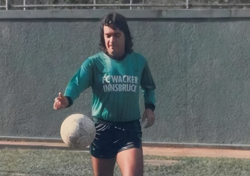 “一球未进成球王”，一个混子骗懵整个巴西，还差点儿混进世界杯