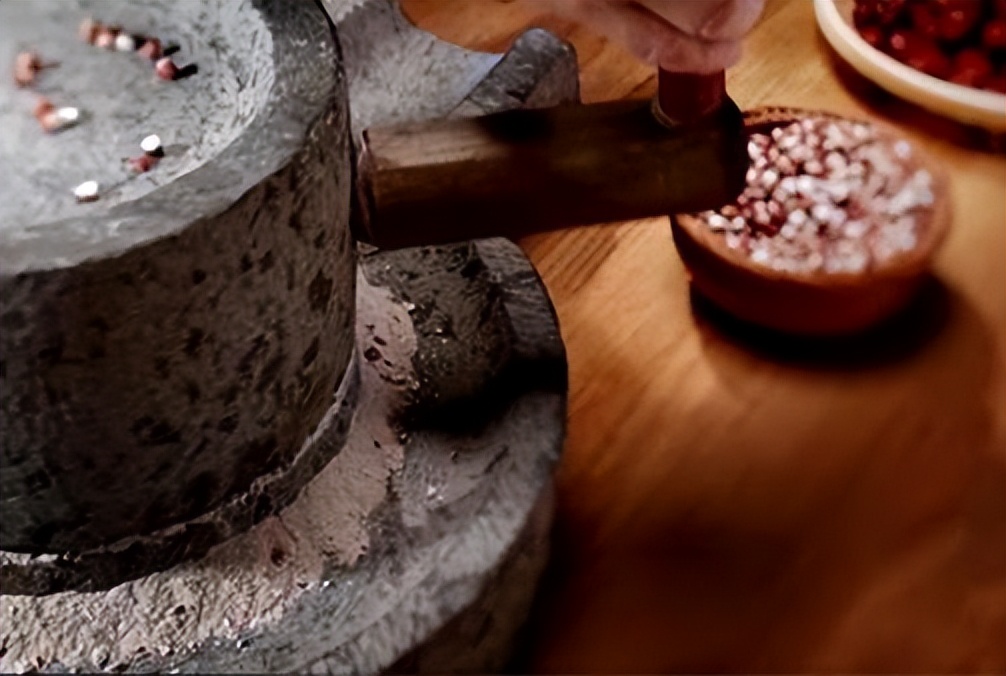 杭州芡实糕制作,非遗杨先生芡实糕